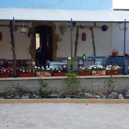 Chambre familiale avec piscine chauffée et jacuzzi Bernadets-Debat Exterior foto